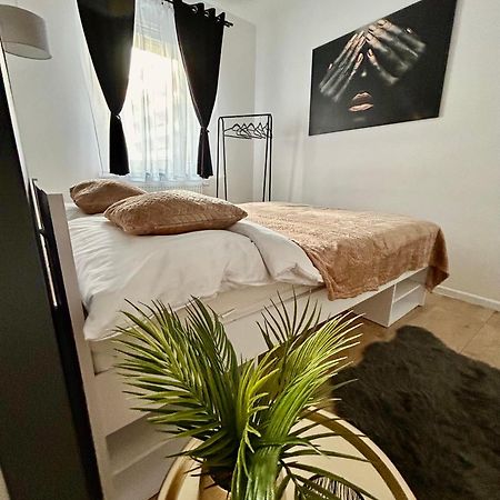 Apartamenty Zielona زيلونا غورا المظهر الخارجي الصورة
